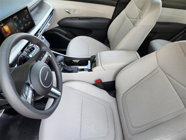 new 2025 Hyundai Tucson car, priced at $30,800