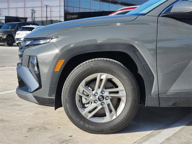 new 2025 Hyundai Tucson car, priced at $30,800