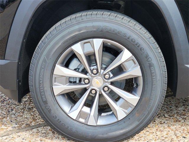 new 2026 Chevrolet Equinox car, priced at $32,001