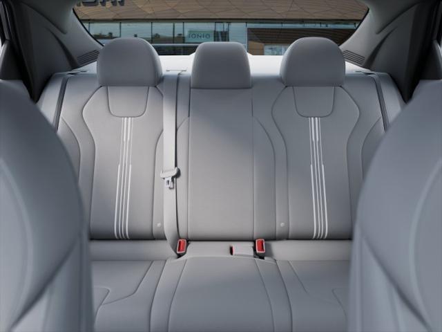 new 2025 Hyundai Elantra car