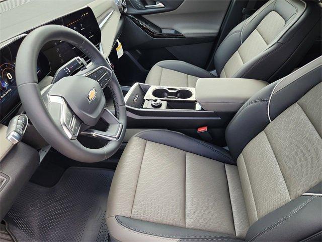 new 2026 Chevrolet Equinox car, priced at $32,001