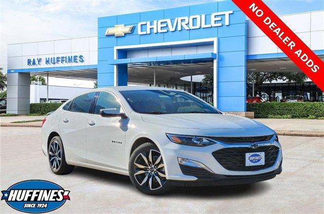 new 2025 Chevrolet Malibu car