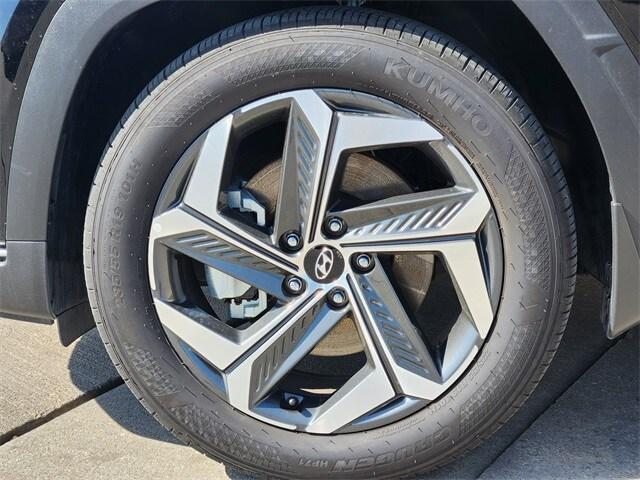 new 2024 Hyundai Tucson car, priced at $27,998