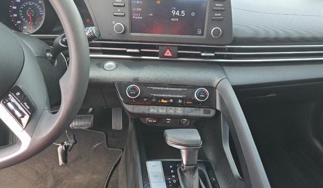 used 2022 Hyundai Elantra car, priced at $19,991