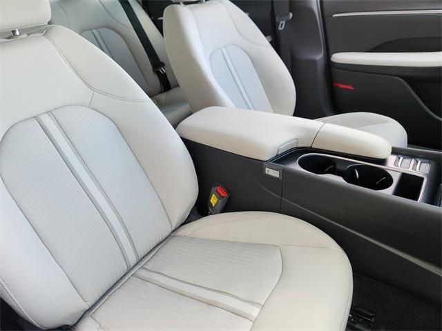 new 2025 Hyundai Sonata Hybrid car, priced at $33,580
