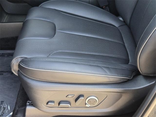 used 2025 Hyundai Palisade car, priced at $46,991