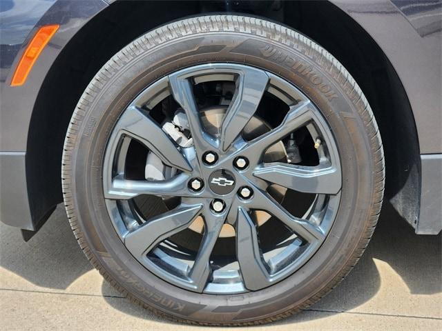 used 2022 Chevrolet Equinox car, priced at $27,991