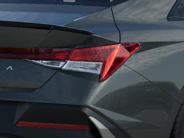 new 2025 Hyundai Elantra car