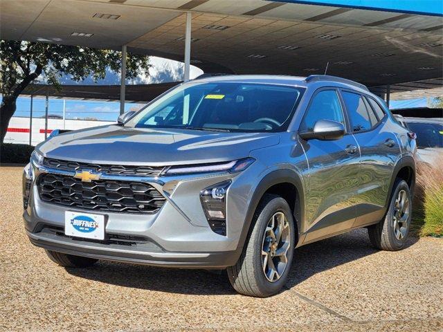 new 2025 Chevrolet Trax car