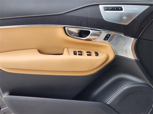 used 2021 Volvo XC90 Recharge Plug-In Hybrid car, priced at $40,991