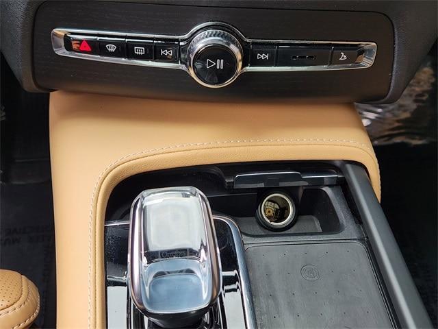 used 2021 Volvo XC90 Recharge Plug-In Hybrid car, priced at $40,991