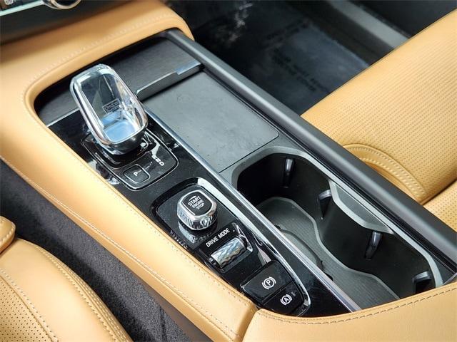 used 2021 Volvo XC90 Recharge Plug-In Hybrid car, priced at $40,991