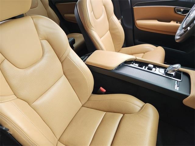 used 2021 Volvo XC90 Recharge Plug-In Hybrid car, priced at $40,991