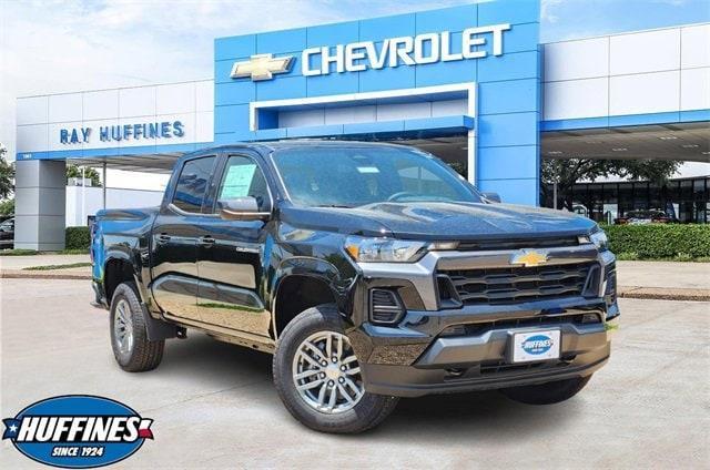 new 2025 Chevrolet Colorado car, priced at $37,854
