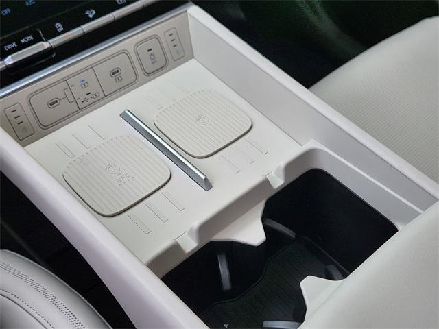 new 2025 Hyundai Santa Fe car, priced at $49,025
