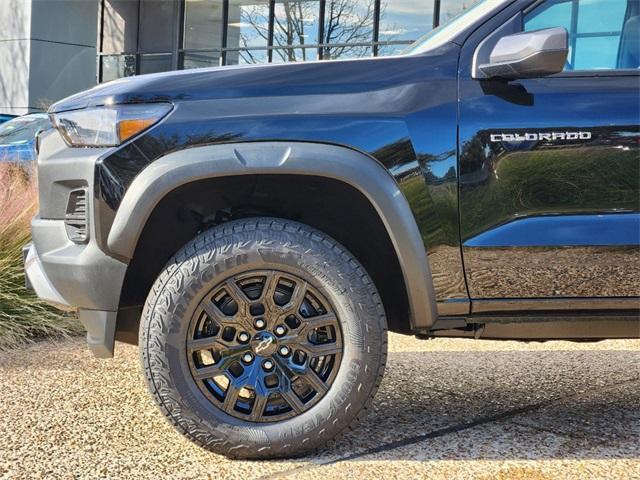 new 2025 Chevrolet Colorado car