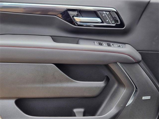 new 2025 Chevrolet Suburban car, priced at $78,172