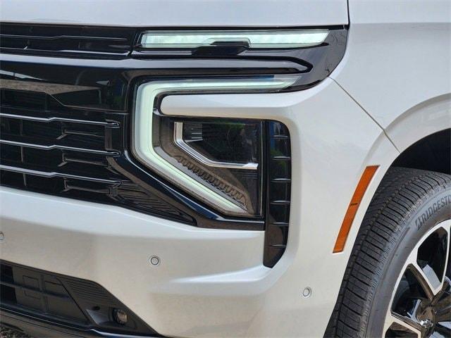 new 2025 Chevrolet Suburban car, priced at $78,172