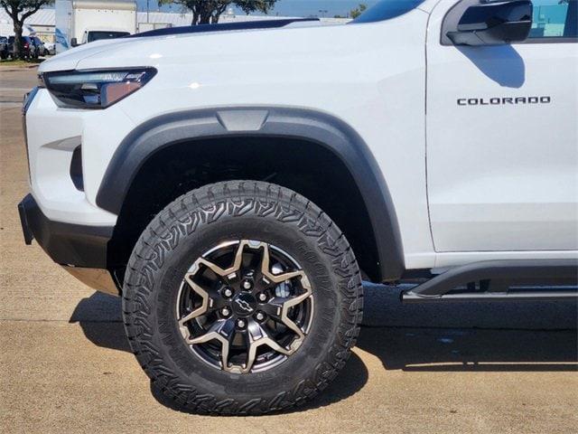 new 2024 Chevrolet Colorado car, priced at $50,090