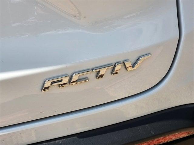 new 2025 Chevrolet Trax car, priced at $25,940