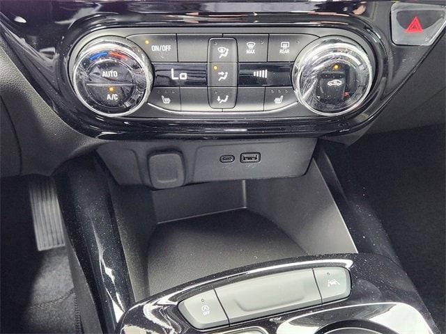 new 2025 Chevrolet Trax car, priced at $25,940