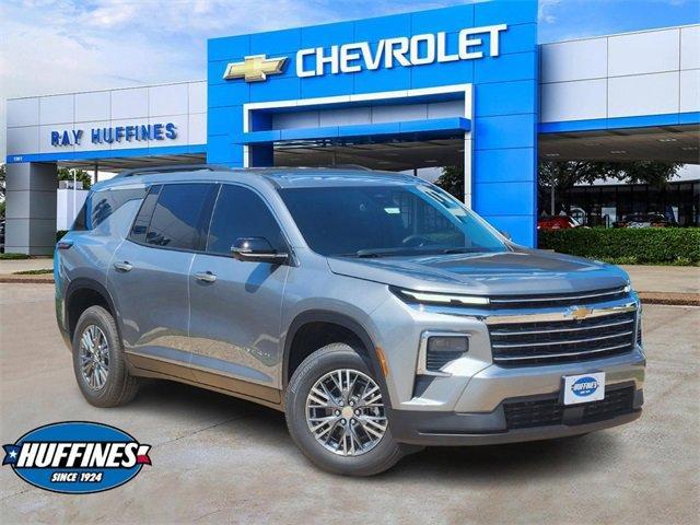 new 2025 Chevrolet Traverse car, priced at $41,860