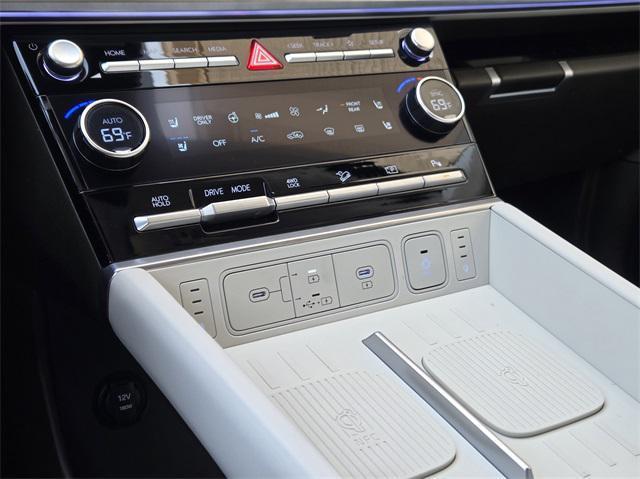 new 2025 Hyundai SANTA FE HEV car, priced at $51,825