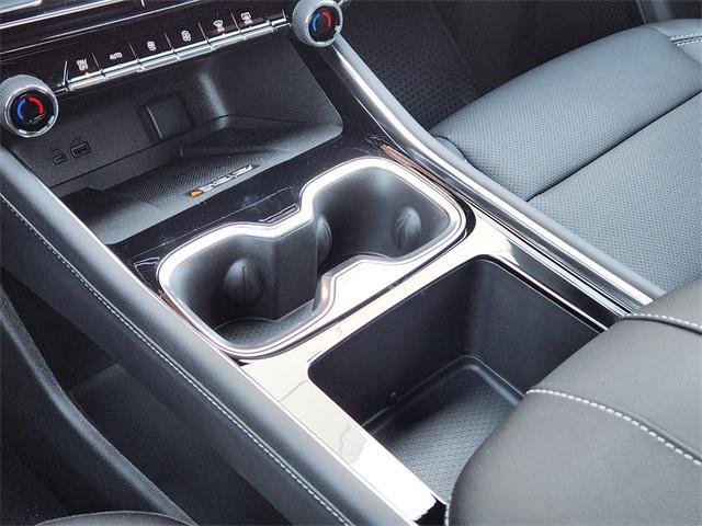 new 2026 Chevrolet Traverse car, priced at $45,648