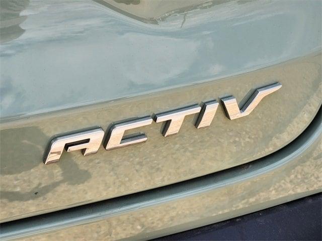 new 2025 Chevrolet Trax car, priced at $25,440