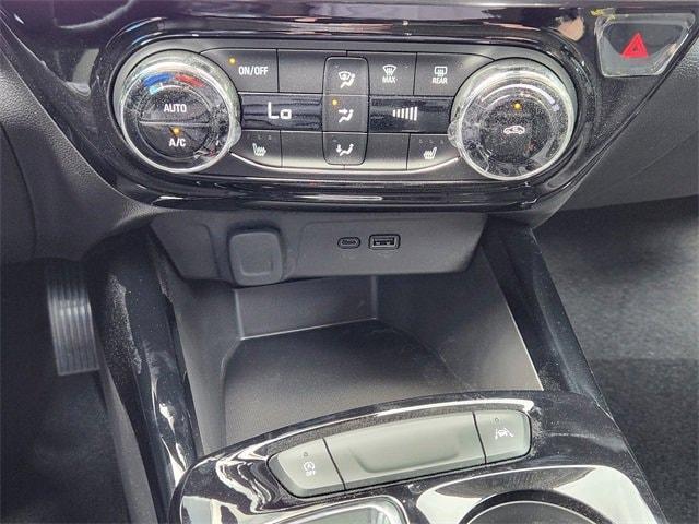 new 2025 Chevrolet Trax car, priced at $25,440