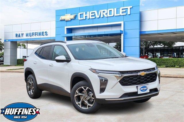 new 2025 Chevrolet Trax car