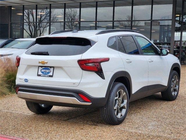 new 2025 Chevrolet Trax car