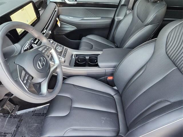 used 2025 Hyundai Palisade car, priced at $48,991