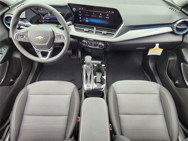 new 2025 Chevrolet Trax car, priced at $24,735