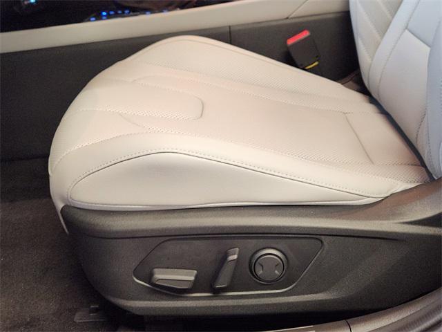 new 2025 Hyundai Elantra car, priced at $28,695