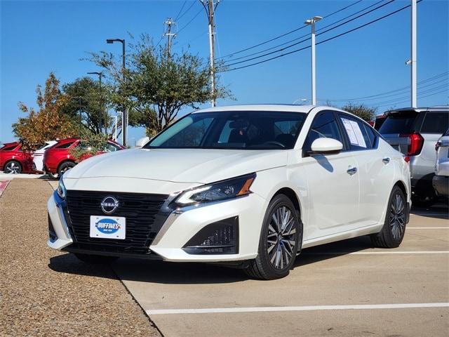 used 2023 Nissan Altima car, priced at $23,491