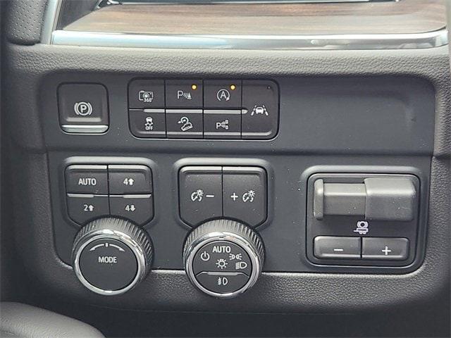 new 2025 Chevrolet Suburban car, priced at $84,279