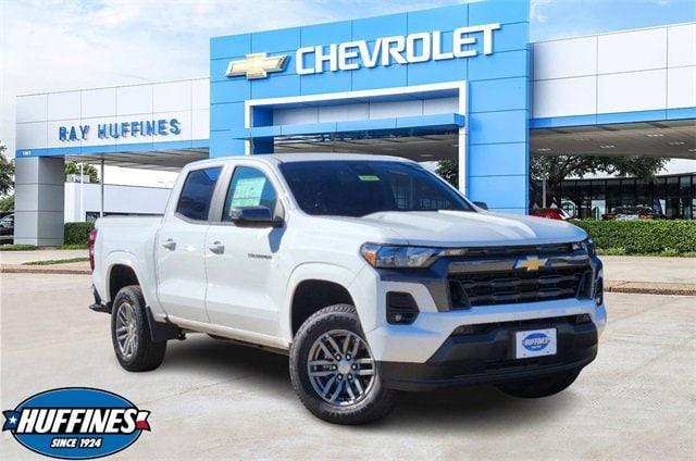 new 2024 Chevrolet Colorado car, priced at $35,895