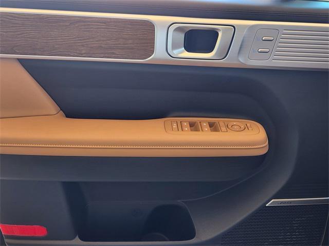 new 2025 Hyundai SANTA FE HEV car, priced at $49,209