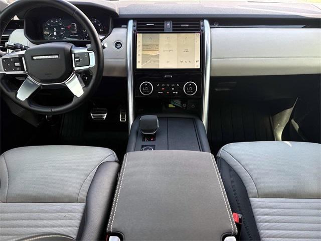 used 2022 Land Rover Discovery car, priced at $32,547