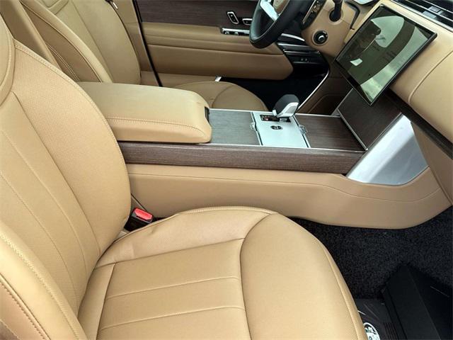 new 2025 Land Rover Range Rover car, priced at $130,640