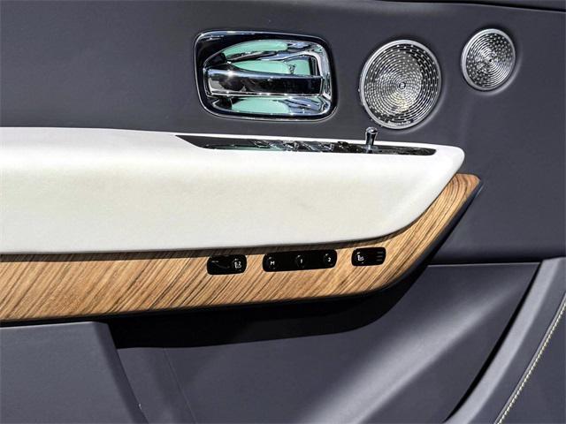 used 2025 Rolls-Royce Cullinan car, priced at $467,990