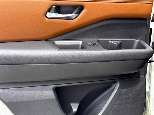 used 2022 Nissan Pathfinder car, priced at $32,787