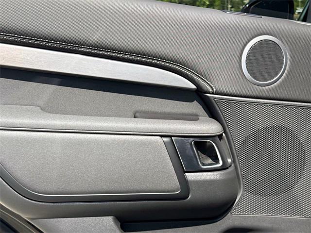 new 2025 Land Rover Discovery car, priced at $71,028