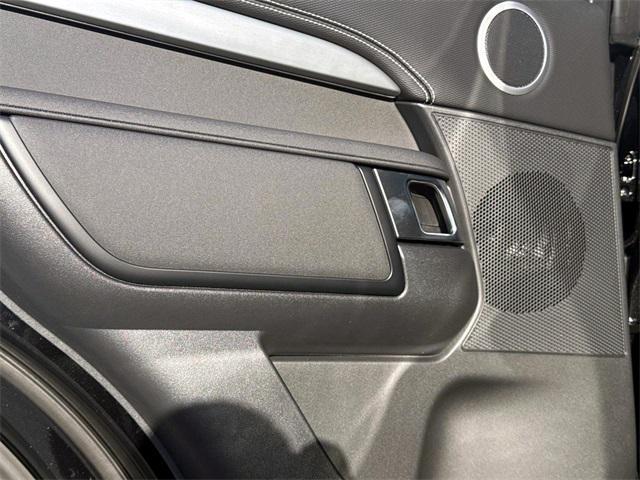 new 2025 Land Rover Discovery car, priced at $71,328