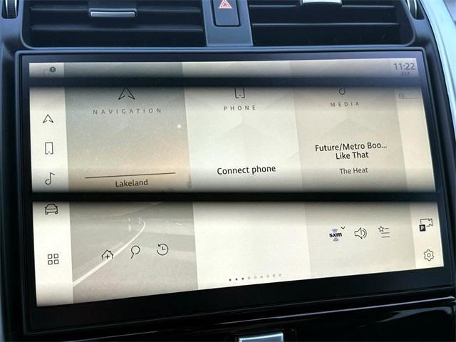 new 2025 Land Rover Discovery car, priced at $68,075