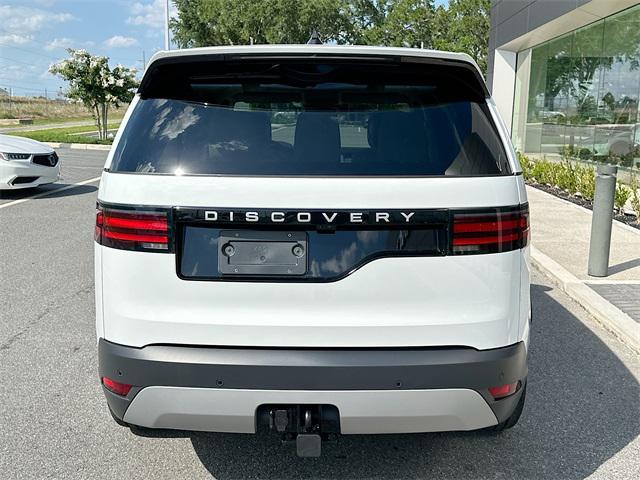 new 2024 Land Rover Discovery car, priced at $66,428