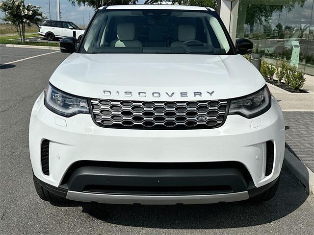 new 2024 Land Rover Discovery car, priced at $66,428