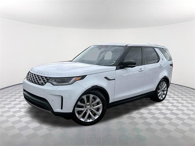 new 2024 Land Rover Discovery car, priced at $66,428