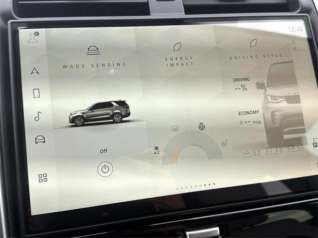 new 2024 Land Rover Discovery car, priced at $54,581